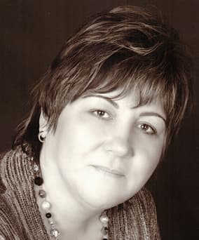 Zdenka Macáková